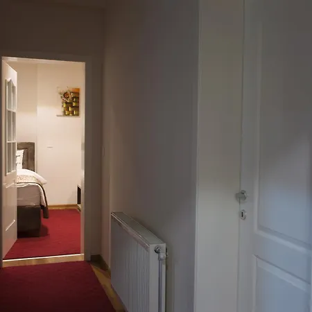 Brocat Guest house