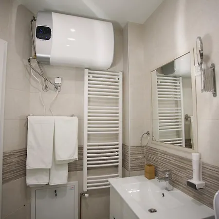 ゲストハウス Brocat 4*