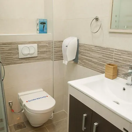 Brocat ノヴィ・パザル