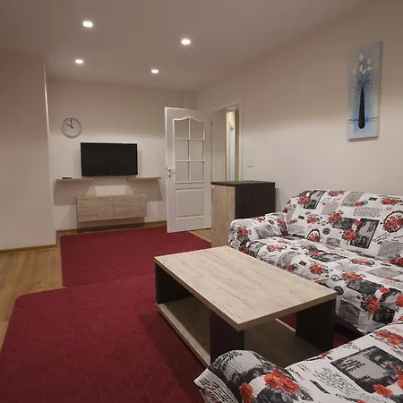 ゲストハウス Brocat 4*