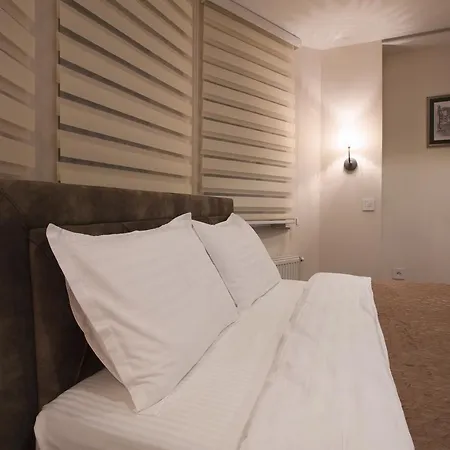 Brocat ゲストハウス 4*